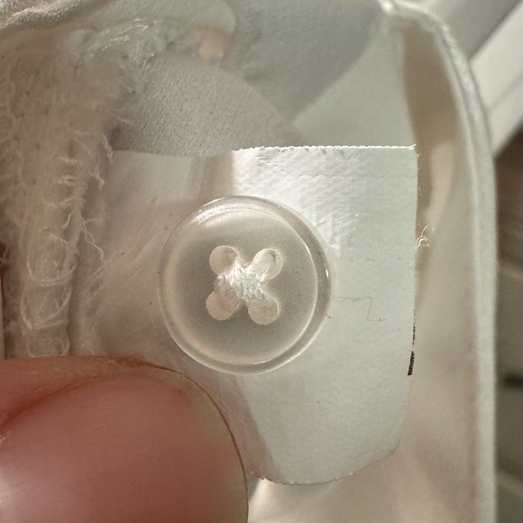 Jones New York Classic White Button Down Shirt - Picture 6 of 6